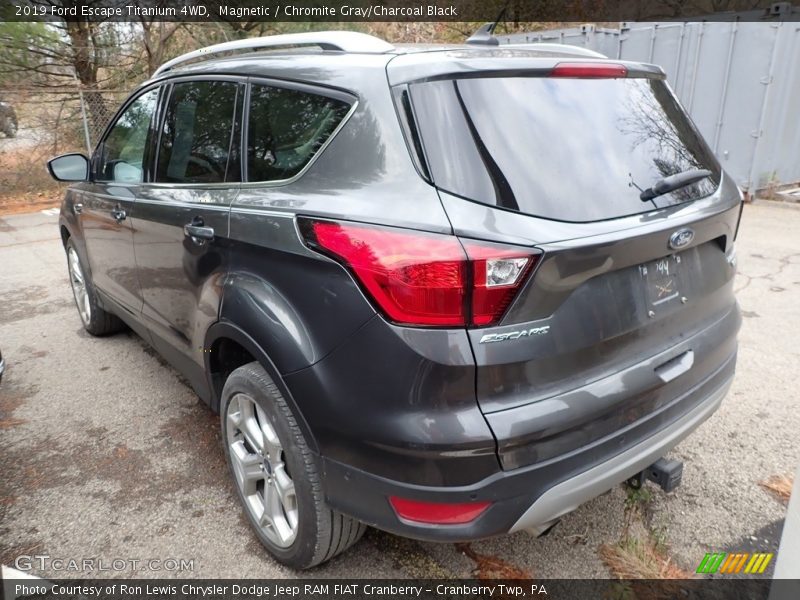Magnetic / Chromite Gray/Charcoal Black 2019 Ford Escape Titanium 4WD