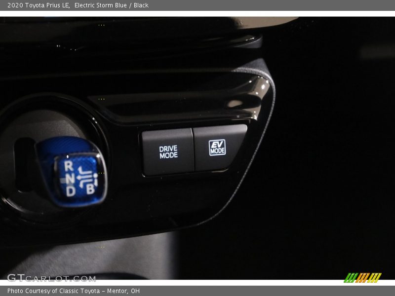 Electric Storm Blue / Black 2020 Toyota Prius LE