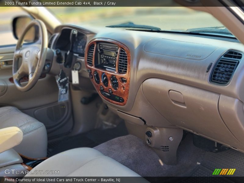 Dashboard of 2001 Tundra Limited Extended Cab 4x4