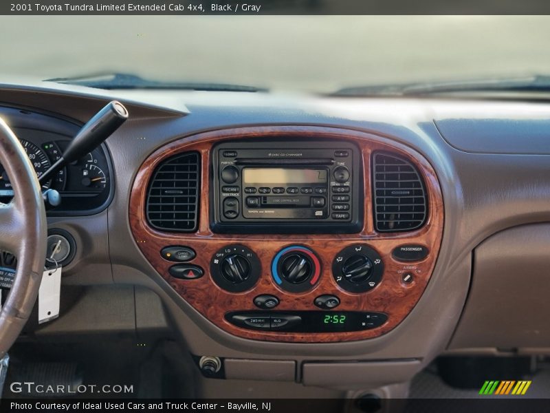 Controls of 2001 Tundra Limited Extended Cab 4x4