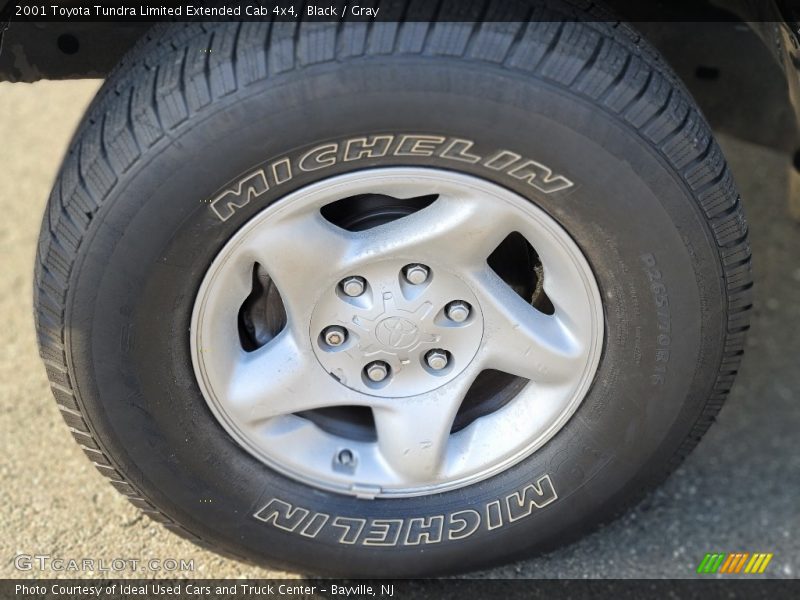 Black / Gray 2001 Toyota Tundra Limited Extended Cab 4x4