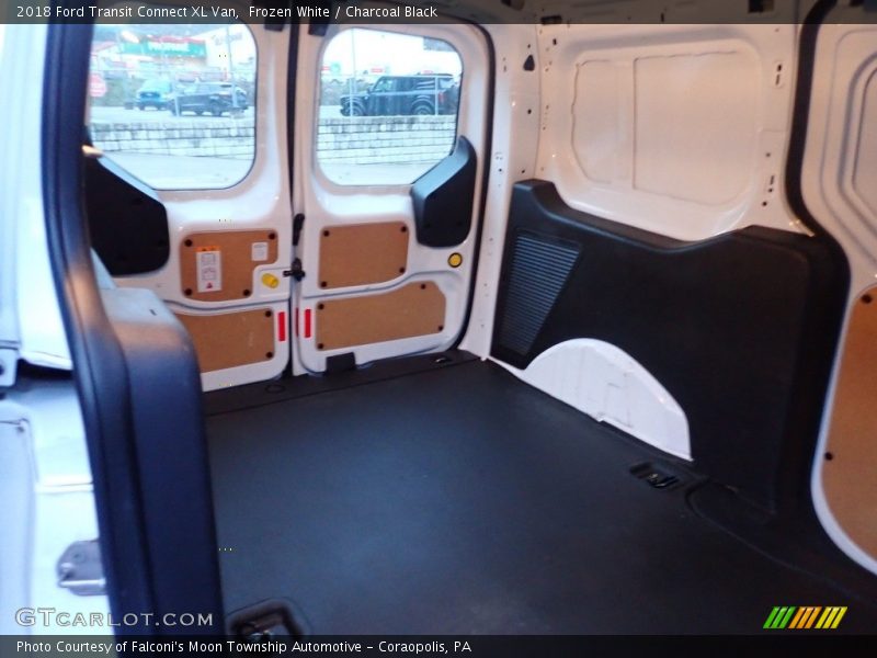 Frozen White / Charcoal Black 2018 Ford Transit Connect XL Van