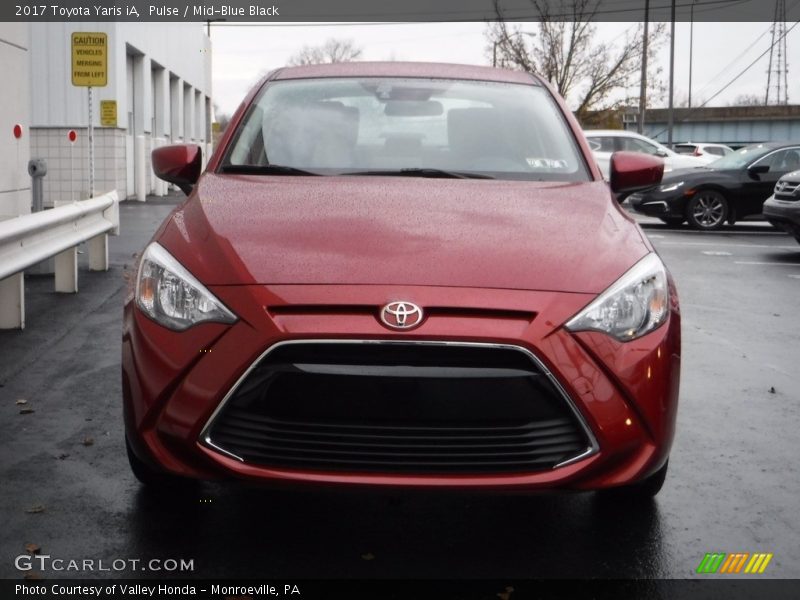 Pulse / Mid-Blue Black 2017 Toyota Yaris iA