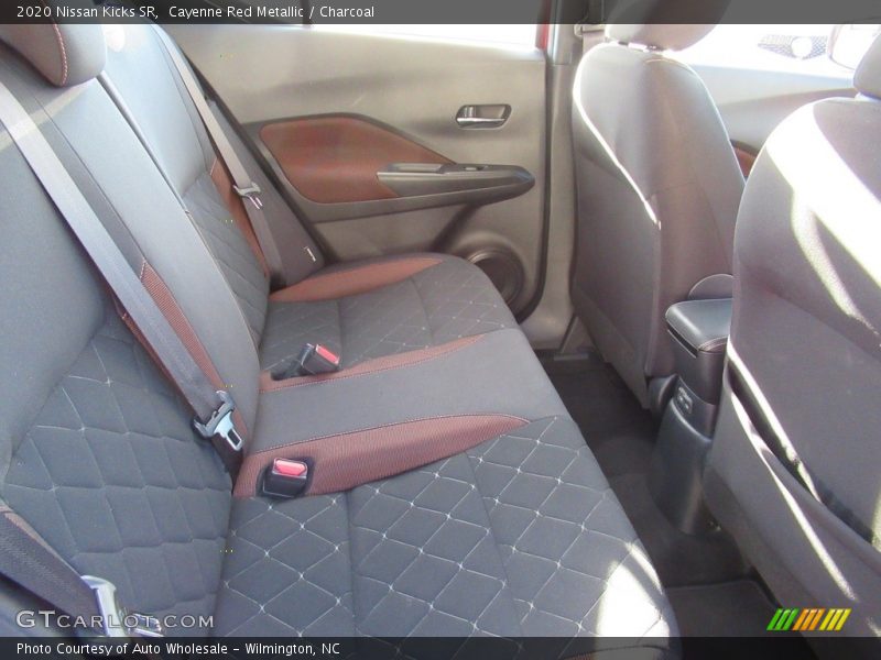 Cayenne Red Metallic / Charcoal 2020 Nissan Kicks SR