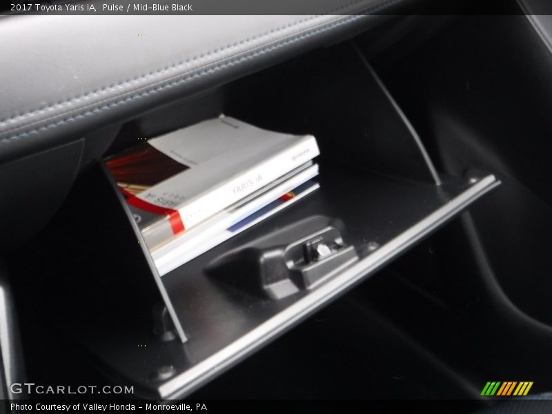 Pulse / Mid-Blue Black 2017 Toyota Yaris iA