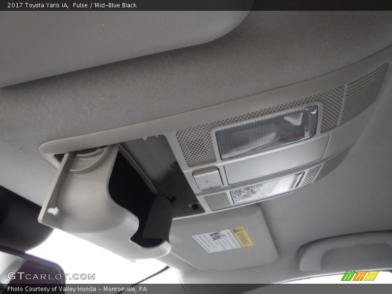 Pulse / Mid-Blue Black 2017 Toyota Yaris iA