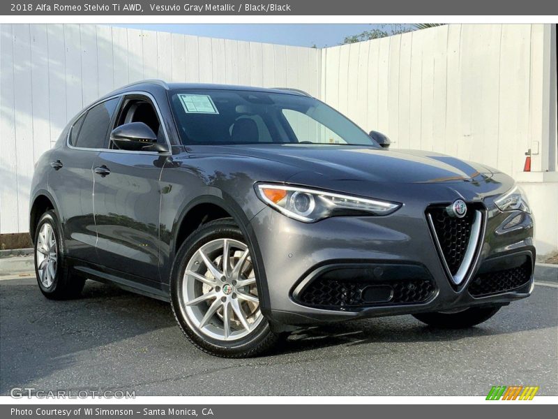 Front 3/4 View of 2018 Stelvio Ti AWD