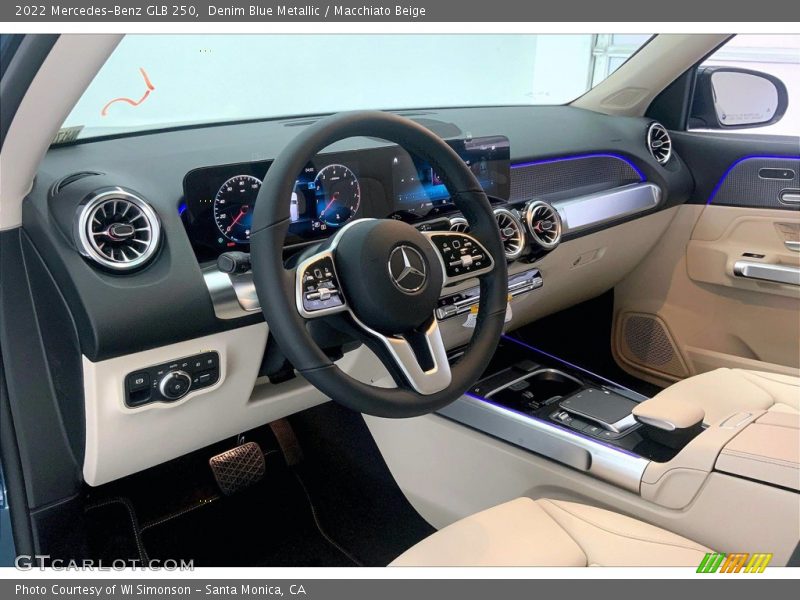 Dashboard of 2022 GLB 250