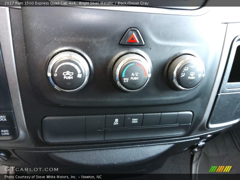 Bright Silver Metallic / Black/Diesel Gray 2017 Ram 1500 Express Quad Cab 4x4