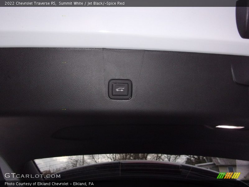 Summit White / Jet Black/­Spice Red 2022 Chevrolet Traverse RS