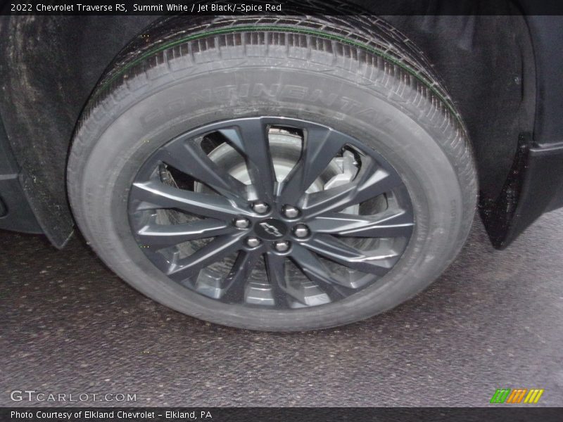 Summit White / Jet Black/­Spice Red 2022 Chevrolet Traverse RS