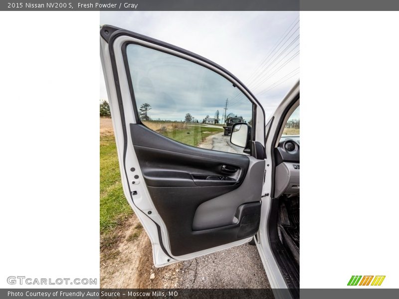 Fresh Powder / Gray 2015 Nissan NV200 S