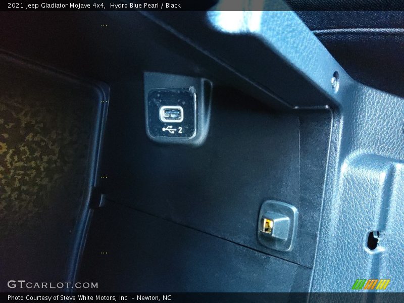 Hydro Blue Pearl / Black 2021 Jeep Gladiator Mojave 4x4