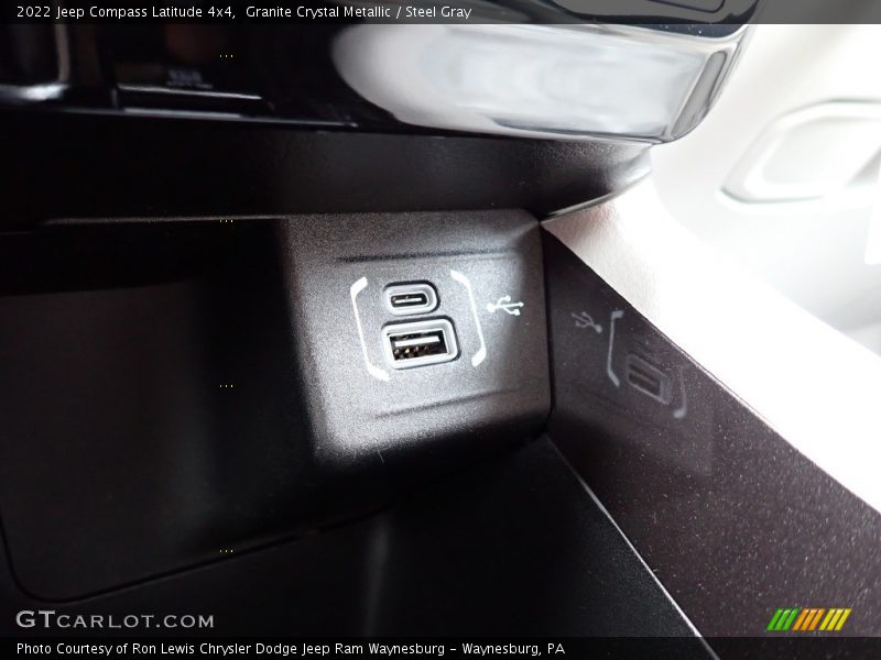 Granite Crystal Metallic / Steel Gray 2022 Jeep Compass Latitude 4x4