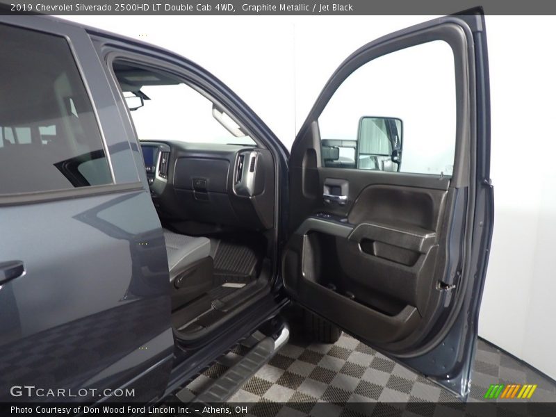 Graphite Metallic / Jet Black 2019 Chevrolet Silverado 2500HD LT Double Cab 4WD