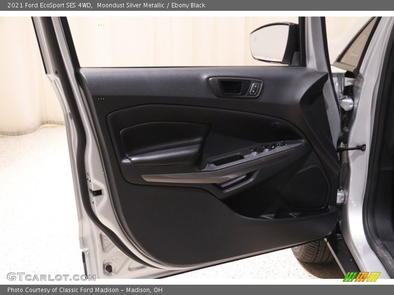 Moondust Silver Metallic / Ebony Black 2021 Ford EcoSport SES 4WD
