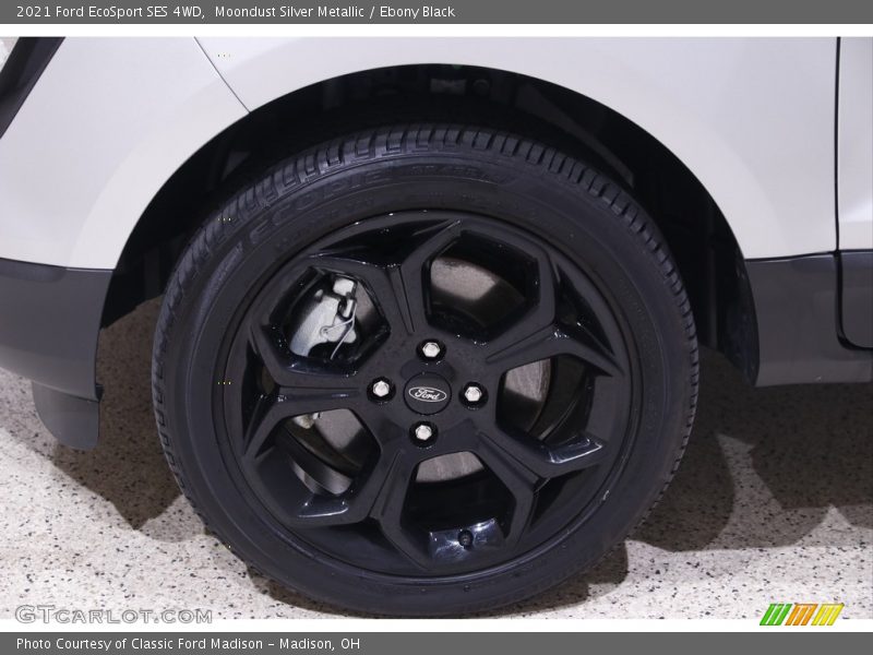 Moondust Silver Metallic / Ebony Black 2021 Ford EcoSport SES 4WD