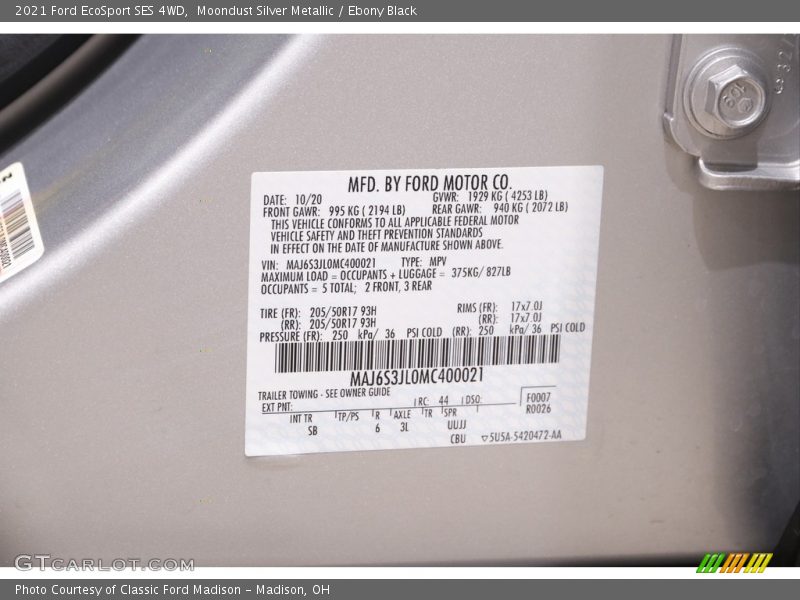Moondust Silver Metallic / Ebony Black 2021 Ford EcoSport SES 4WD