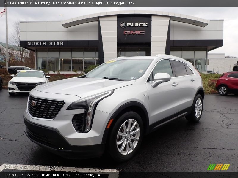 Radiant Silver Metallic / Light Platinum/Jet Black 2019 Cadillac XT4 Luxury