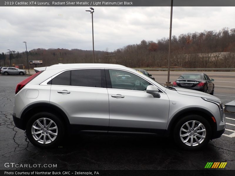 Radiant Silver Metallic / Light Platinum/Jet Black 2019 Cadillac XT4 Luxury