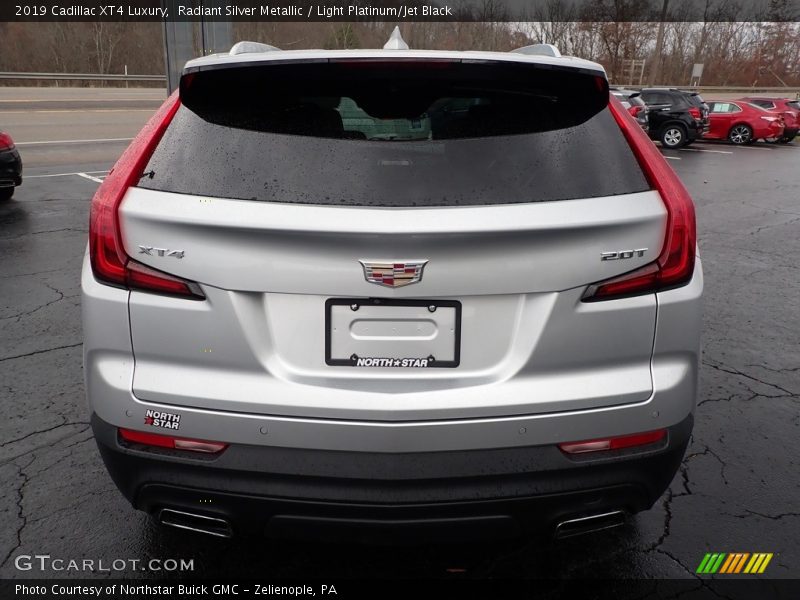 Radiant Silver Metallic / Light Platinum/Jet Black 2019 Cadillac XT4 Luxury