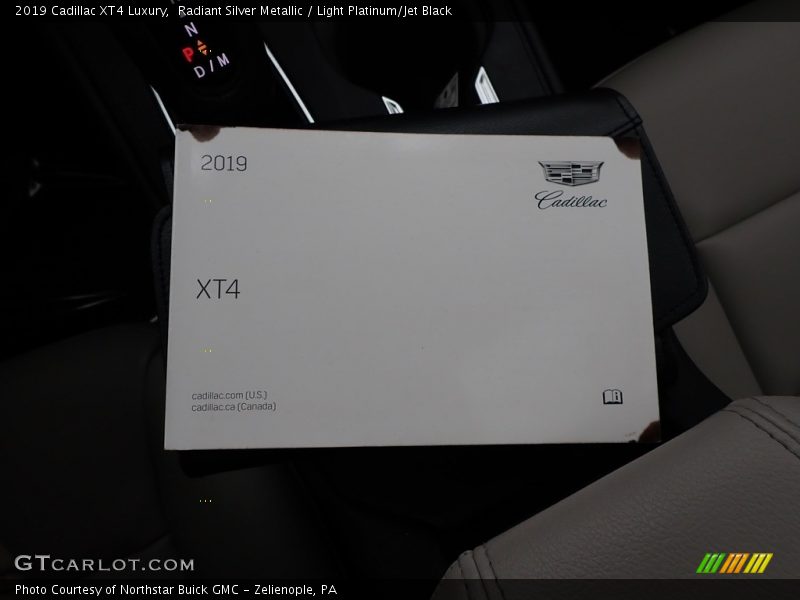 Radiant Silver Metallic / Light Platinum/Jet Black 2019 Cadillac XT4 Luxury