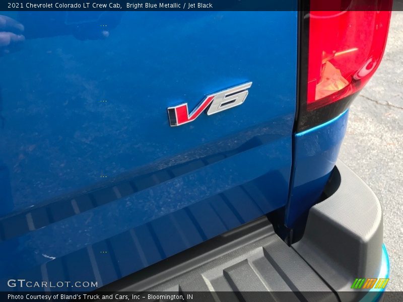 Bright Blue Metallic / Jet Black 2021 Chevrolet Colorado LT Crew Cab