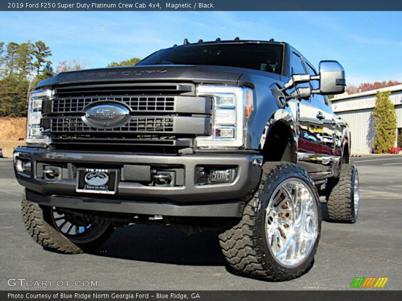 Magnetic / Black 2019 Ford F250 Super Duty Platinum Crew Cab 4x4