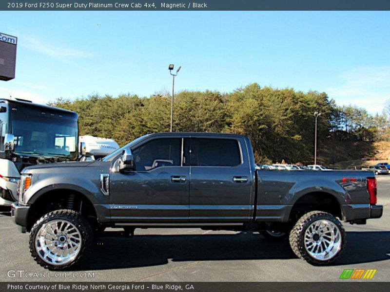 Magnetic / Black 2019 Ford F250 Super Duty Platinum Crew Cab 4x4
