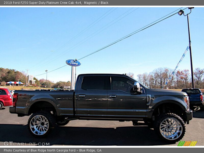 Magnetic / Black 2019 Ford F250 Super Duty Platinum Crew Cab 4x4