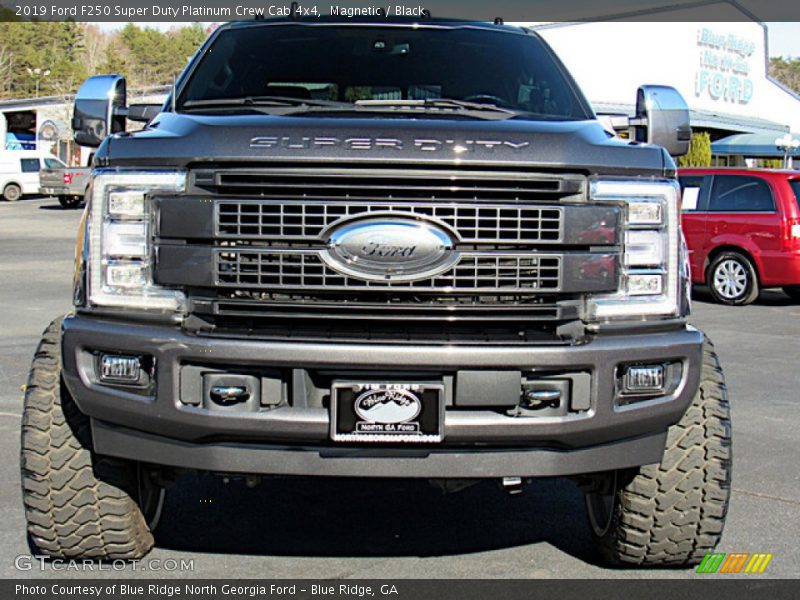 Magnetic / Black 2019 Ford F250 Super Duty Platinum Crew Cab 4x4