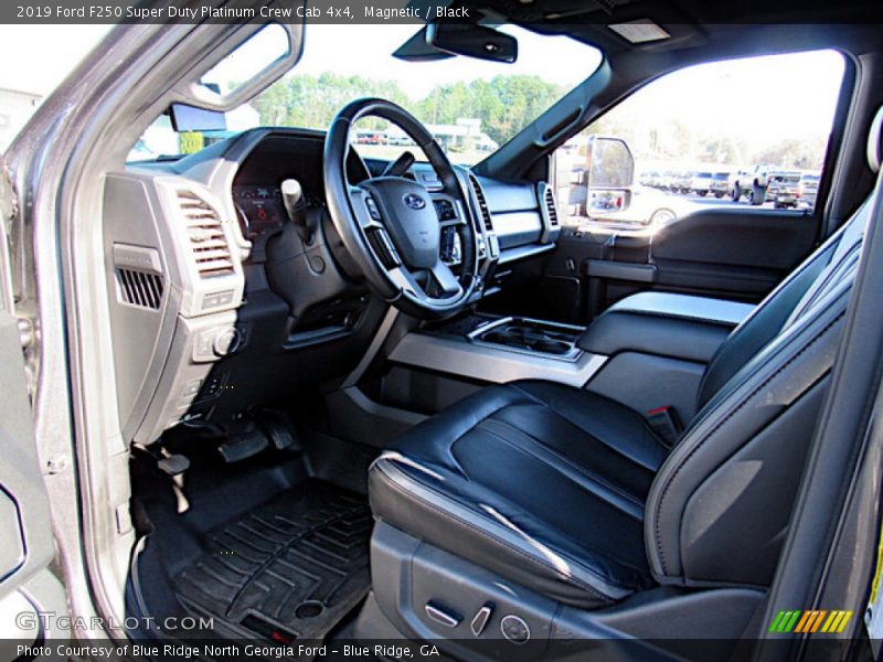 Magnetic / Black 2019 Ford F250 Super Duty Platinum Crew Cab 4x4