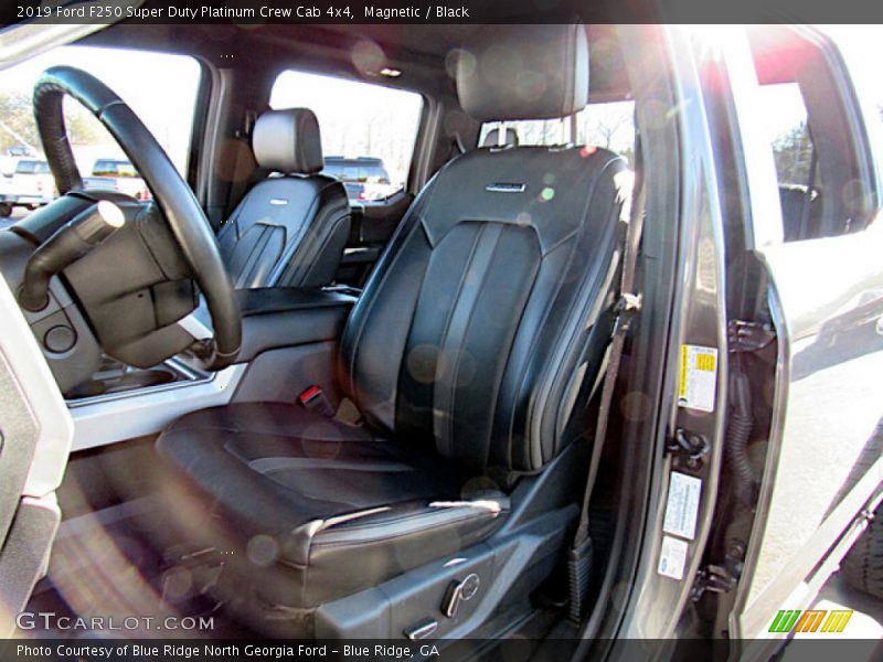 Magnetic / Black 2019 Ford F250 Super Duty Platinum Crew Cab 4x4