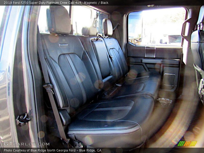 Magnetic / Black 2019 Ford F250 Super Duty Platinum Crew Cab 4x4