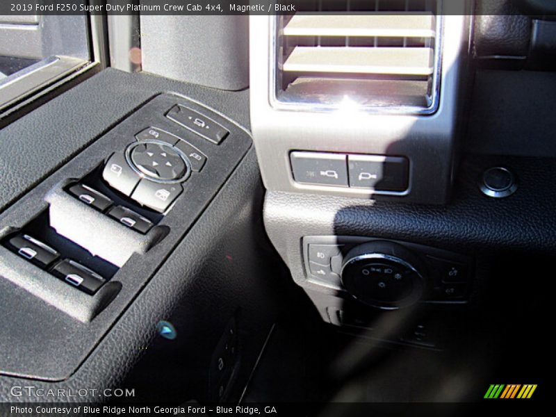 Magnetic / Black 2019 Ford F250 Super Duty Platinum Crew Cab 4x4
