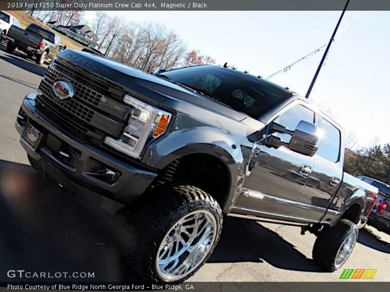 Magnetic / Black 2019 Ford F250 Super Duty Platinum Crew Cab 4x4
