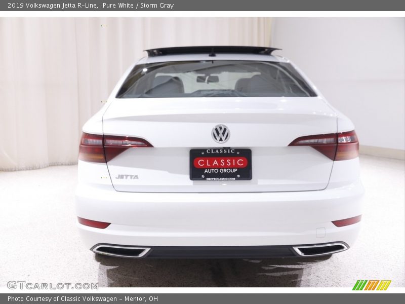 Pure White / Storm Gray 2019 Volkswagen Jetta R-Line