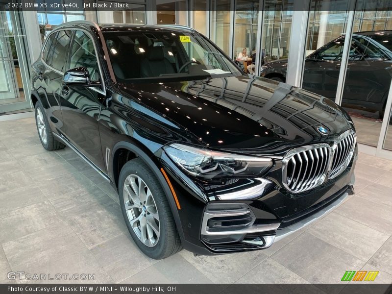 Jet Black / Black 2022 BMW X5 xDrive40i