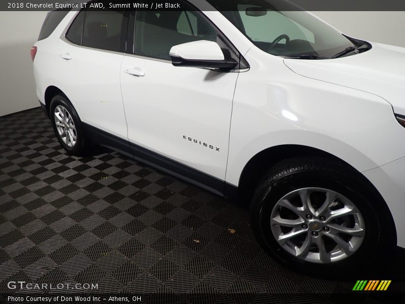 Summit White / Jet Black 2018 Chevrolet Equinox LT AWD