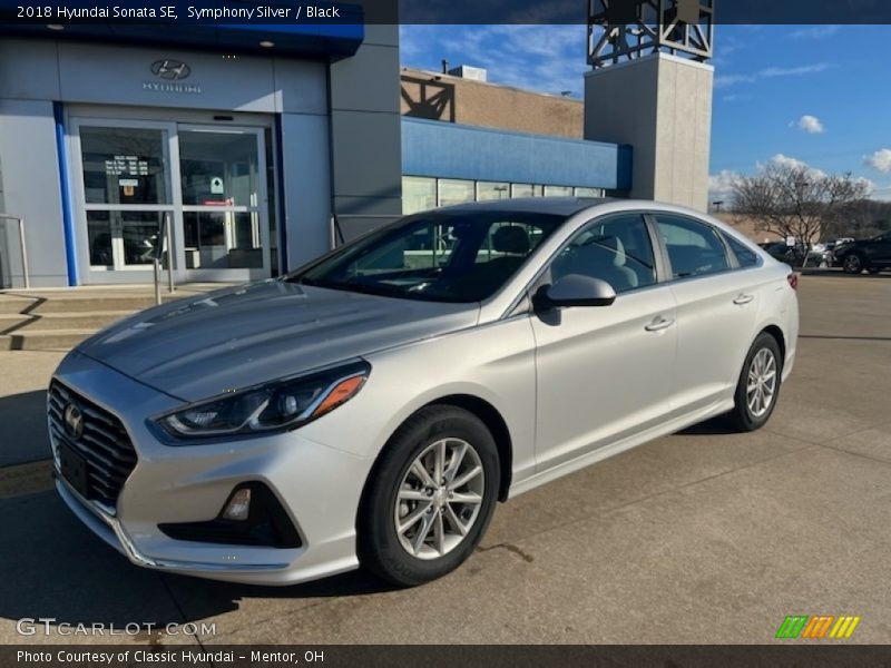 Symphony Silver / Black 2018 Hyundai Sonata SE