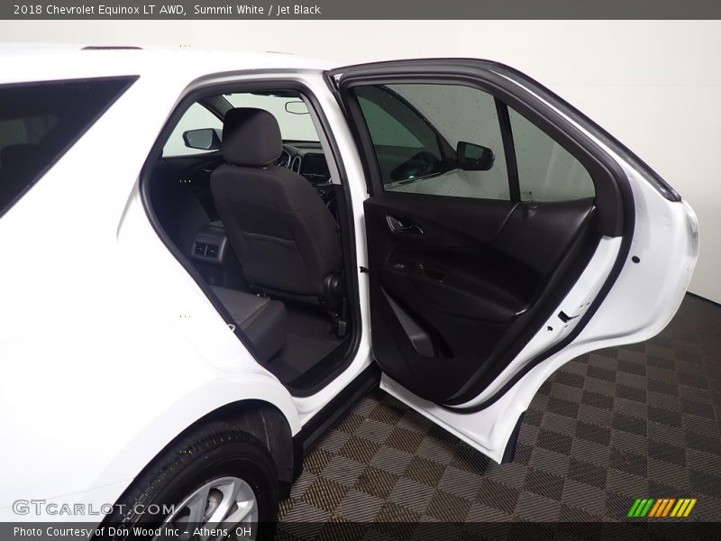 Summit White / Jet Black 2018 Chevrolet Equinox LT AWD