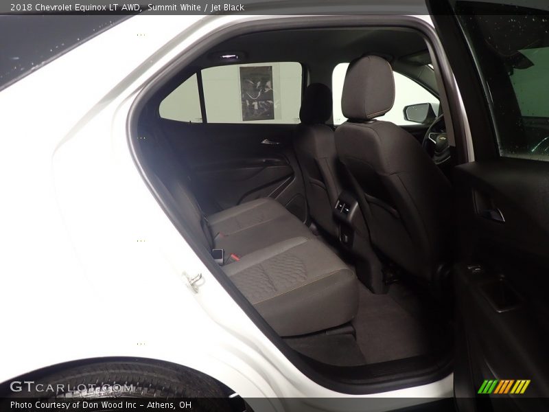 Summit White / Jet Black 2018 Chevrolet Equinox LT AWD