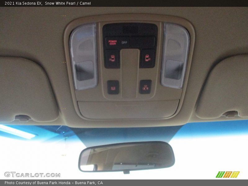 Snow White Pearl / Camel 2021 Kia Sedona EX