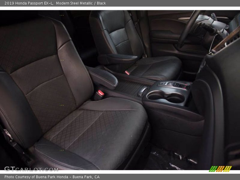 Modern Steel Metallic / Black 2019 Honda Passport EX-L