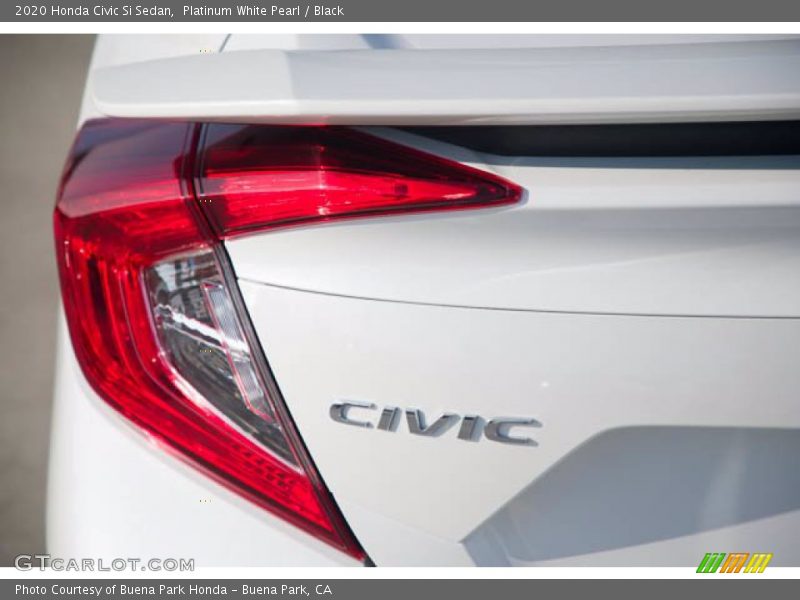 Platinum White Pearl / Black 2020 Honda Civic Si Sedan