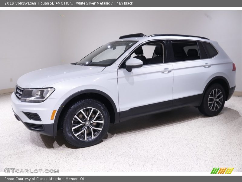 Front 3/4 View of 2019 Tiguan SE 4MOTION
