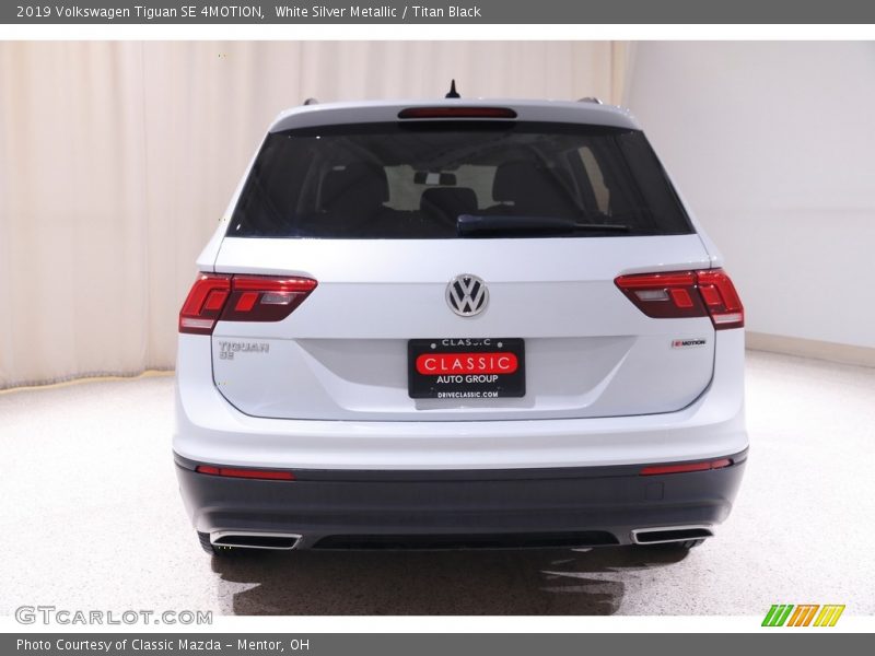 White Silver Metallic / Titan Black 2019 Volkswagen Tiguan SE 4MOTION