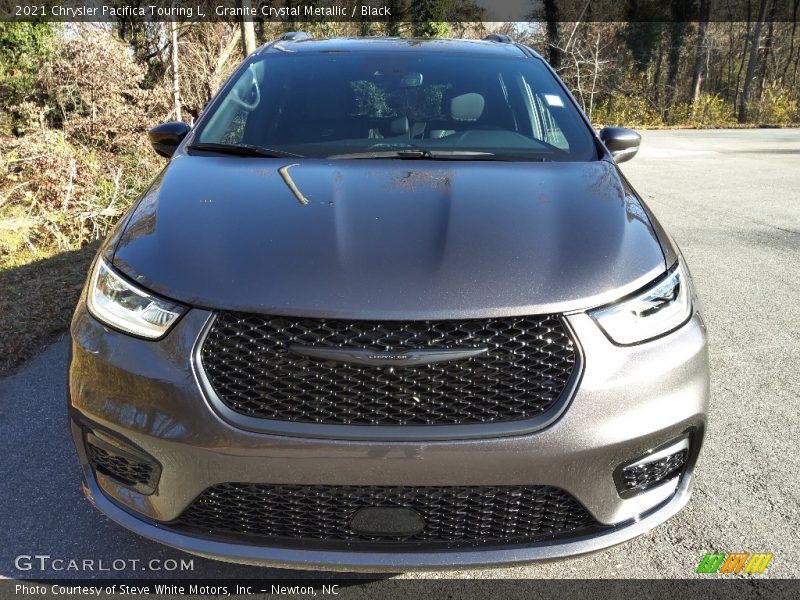 Granite Crystal Metallic / Black 2021 Chrysler Pacifica Touring L