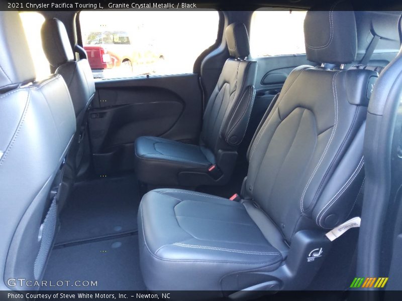 Granite Crystal Metallic / Black 2021 Chrysler Pacifica Touring L