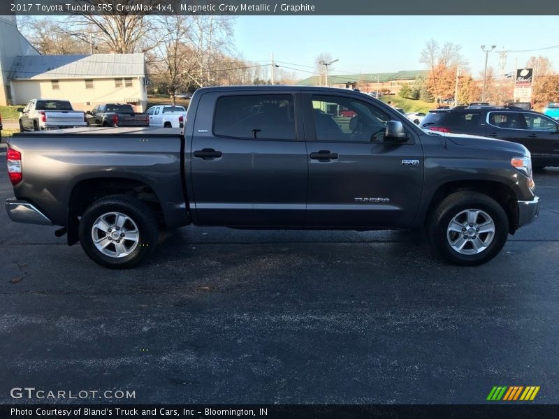 Magnetic Gray Metallic / Graphite 2017 Toyota Tundra SR5 CrewMax 4x4